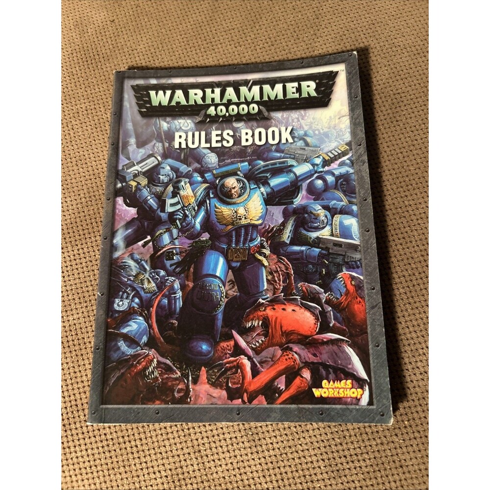 Warhammer 40,000 Rules Book by Games Workshop 2004 Pamphlet Space Marines